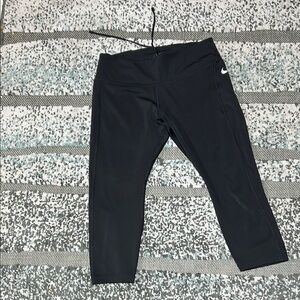 Nike Black Capri Leggings